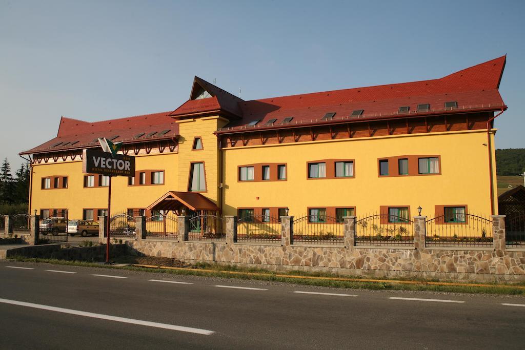 Găeşti Motel Vector מראה חיצוני תמונה